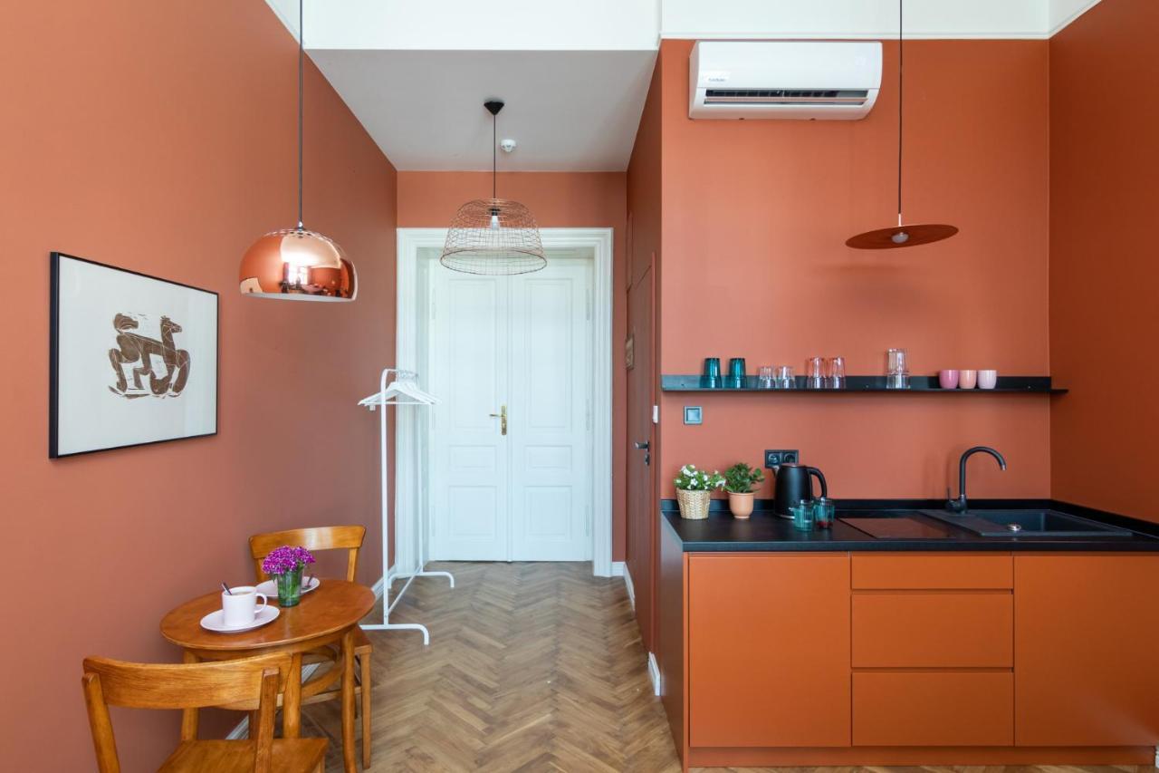 Barbacan Suites - Old Town Apartments - By Upstairs Krakow Exterior photo